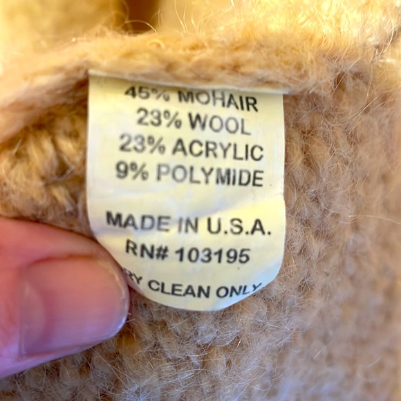 Wool cardigan - Picture 3 of 3